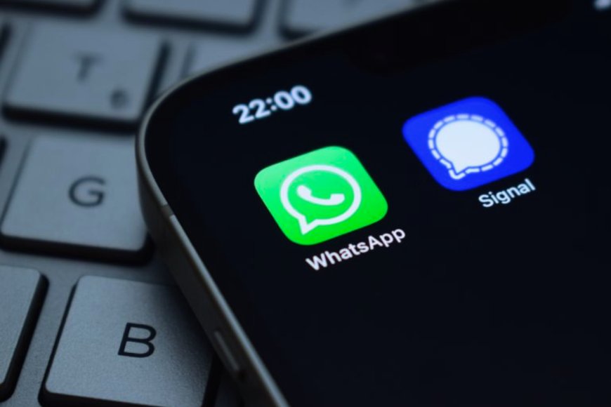 CISA Issues Alert on Advanced Spyware Attacks Using Fake Messaging App Updates and Zero-Click Malware